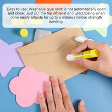 1 إلى 12 قطعة من أعواد الغراء الصلبة عالية القوة، 9 جرام شفافة وعديمة الرائحة، مناسبة لمستلزمات المدرسة والمكتب، فنون DIY، الورق، البطاقات، الصور، القرطاسية، غراء قابل للاختفاء فعال، سريع الجفاف - مثالي للمدرسة والمكتب والمغامرات الحرفية - سهل الاستخدام، مثالي للعودة إلى المدرسة والمكتب
