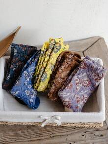 1双女士秋冬3D压花佩斯利复古风格袜子