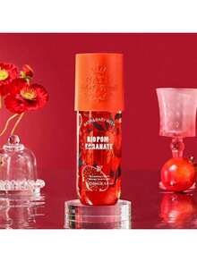 1瓶250毫升芳香喷雾，持久留香，容量大，性价比高，散发迷人自然香氛，散发优雅花香和柠檬香。适合室内外使用，例如约会、派对、度假、居家、办公室等。是馈赠亲朋好友的理想礼物。