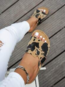Women's Summer Casual Outdoor Open Toe Flat Beach Sandals, Animal Cow Pattern Slip-On - Brown - View 11