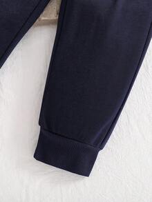 男童足球图案印花套头连帽衫和裤子套装 - 白色 - 查看 6