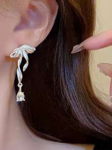 1 对带蝴蝶结耳钉的流苏耳环，优雅长流苏蝴蝶耳环，韩国时尚女士耳环，清新夏日风格 - 銀色 - 查看 1