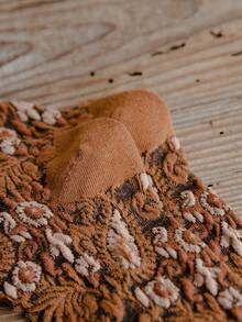 1双女士秋冬3D压花佩斯利复古风格袜子