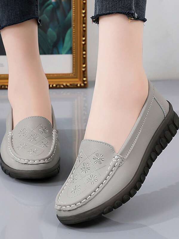 Women Floral Embroidered Slip On Flats, Fashion Loafer Flats