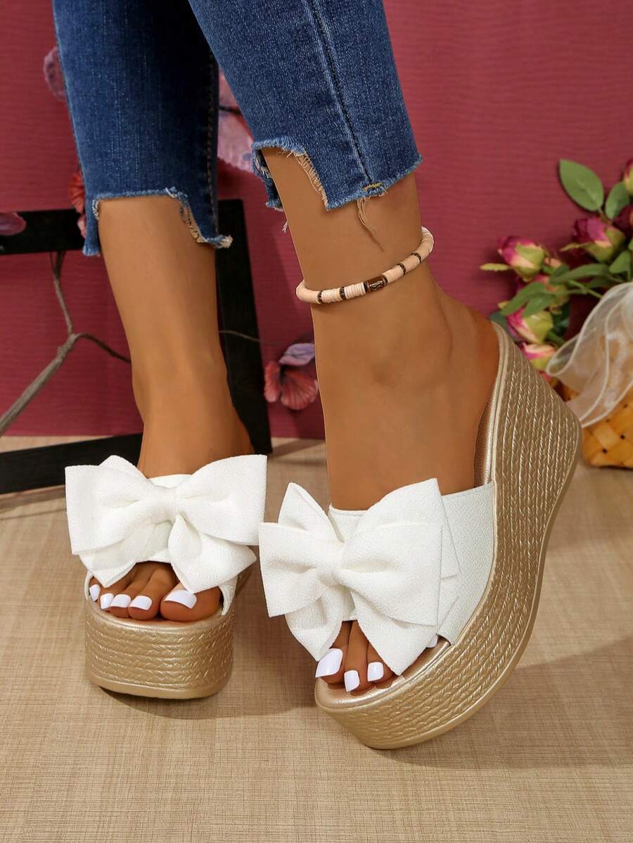 Zapatos de mujer elegantes con moño, sandalias de plataforma impermeables para verano, chanclas con cuña de suela gruesa adecuadas para fiestas y vacaciones, mules de tacón alto, sandalias de cuña de verano ligeras y de suela gruesa, de punta abierta y talón, talla grande, sandalias de cuña dulces y lindas, versátiles sandalias de cuña blancas - Blanco - Ver 1