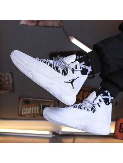 Nike AIR JORDAN FADEAWAY Men's Actual Combat Sports Shoes Comfortable Casual Sports Basketball Shoes