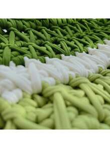 1/2 piezas Hilo de camiseta, Rollo de hilo de camiseta grande de 300g ± 20g - 2cm de ancho, hilo tejido, suave y versátil para manualidades DIY, usado para ganchillo y tejido de bolsas, cojines, muñecas, mantas, pantuflas, proyectos de ganchillo artesanal, disponible en múltiples colores, hilo multicolor | Hilo de poliéster | Hilo acrílico | Hilo de ganchillo | Hilo para manualidades | Bolas de hilo vibrante | Material de artesanía versátil, accesorios y suministros de tejido