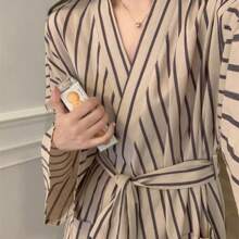 1pc Women's Striped Long Robe, Casual Loose Vintage Style Bathrobe, Suitable For All Seasons