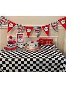 مفرش طاولة من الألمنيوم بخطوط شطرنج أبيض وأسود، من مادة البولي إيثيلين المقاومة للماء والزيت، مناسب لحفلات عيد الميلاد وحفلات السباقات المتنوعة، قياس 54 * 108 بوصة