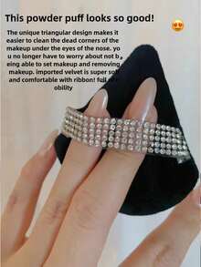 1/3/5/10/15/24 件装黑色三角化妆海绵套装，水晶绒短绒材质，柔软粘性强，适用于化妆、家居装饰、梳妆台、旅行、卧室等场合，是理想的化妆配件。套装包含粉扑、化妆海绵、化妆海绵、化妆海绵，价格实惠，是圣诞礼物或圣诞袜填充物的绝佳选择。 - 黑色 - 查看 5