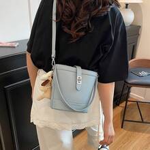 Women Evening Bags - 藍色帶掛件 - 查看 2