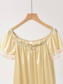 2-Pack Of Women's Plus-Size Summer Pajamas - Soft Ice Silk Fabric, Short Sleeves, Round Neck With Tonal Lace Trims And Elegant Bow Details, Loose-Fitting Satin Polyester Dress, Champagne Pink And Light Pink, Breathable Semi-Sheer Loungewear, Machine Washable, Lace Nightgown, Cozy Pajamas, Bow Decoration, Faux Silk Texture, Light Pajama Set, Two-Piece Adult Pajamas