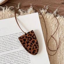 1pc Leopard Print Magnetic Travel Sunglasses Clip, Lanyard Necklace, Eyeglasses Case, Portable Cool Wind Bag, Gift For Girls, Ladies, Office Workers, Suitable For Work, Business Trip, Commuting, Going Out Travel Essentials Travel Accessories Travel Bag Vacation Holiday Back To School School Stuff Sunglasses Women
