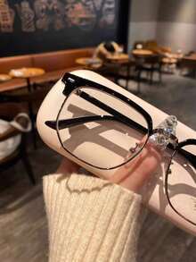 Blue Light Blocking Glasses Vintage Half Frame UV Clear Lens Anti Eyestrain Computer Gaming Glasses For Women Men.Blue Light Glasses For Woman Men Safety Glasses Blue Light Blocking Glasses Protection Computer Gaming Glasses Women Cute Light Weight Red Frame Oversized Non Prescription Small Face Square Cat Eye Reduce Eye Fatigue On Computers, TVs, Phones, And Games, Suitable For Computer Lense Screen Protector Plain Glasses Clear Lens Glasses Blue Light Light Blocking Glasses Blue Light Glasses Light Glasses For For Women Men Light Glasses For Glasses For Women 99 Blue Light Glasses For Woman Blue Light Glasses Women/Men, Fashion Round Frame UV Ray Filter Computer Gaming Glasses Computer Glasses - Anti Eyestrain & UV Glare Protection Anti Glare - Màu đen sáng (vàng) - Xem 3