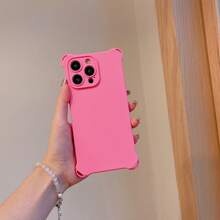 Funda para teléfono de color sólido, resistente a caídas, compatible con modelos 12, 13, 14, 15, 16 Pro Plus. Diseño con orificios para colgar en las 4 esquinas. Incluye cordón para colgar. Ideal para uso diario. Material: TPU (no incluye cordón). - Rosa Fucsia - Ver 4