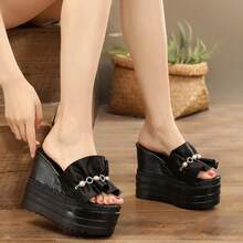 Women Platforms & Wedge Sandals