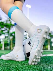 1 双男式足球鞋、硬地足球鞋、专业五人制足球鞋、草地足球训练鞋、运动鞋