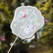 Decorative Fans - Conejo comiendo melocotón y plátano con mango redondo - Ver 2