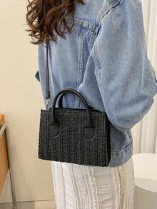 轻便、休闲简约的草编包，适合少女、女大学生，非常适合大学、户外、旅行、郊游