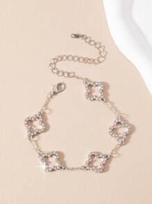 1 Stück grenzüberschreitender Cut Out Vier-Blatt-Blumen Diamant-Armreif, süßes Kleeblatt-Armband