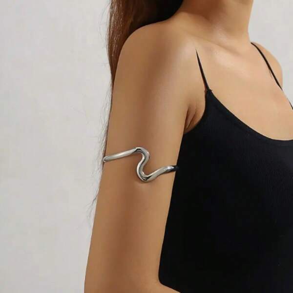 1pc Minimalist Smooth Gold Snake Arm Cuff
