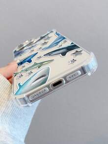 Shark Species Pattern Quadrant Anti-Drop Design Stylish Phone Case For 15/15promax/Phone 15pro/Phone 16/16pro/16promax /13/13pro/13promax/14/12/11/X/XS/XS MAX,Galaxy A50/A35/A10/A14/A15/A16 Galaxy S24/S24 Plus/S24 UlTRA/Galaxy S23/S23 +/S22 Ect. Built-In Shock Absorption And Anti-Drop Function, Fully Encased Around The Edges, Transparent And Minimalist. Suitable For MOTOG30/G20/G10/G524G/G825G/G71S Features Include Simple Japanese-Style Design, Cartoonish Girl Style, As Well As   Anti-Drop Protective Cases. Featuring A Minimalist Japanese-Style Design, Cartoonish Girlish Style, And Shock-Proof Protection. - 無色 - 查看 5