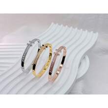 1pc Women's Fashionable Crystal Embellished Bracelet, Personalized Minimalist Letter Design Bracelet, Luxury Jewelry For Weddings, Parties, Perfect Gift For Valentine's Day, Mother's Day