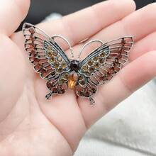 1 pieza Broche de solapa de aleación de zinc con diseño de mariposa, accesorio de alta gama para decorar abrigos, sombreros, bolsos, mochila unisex para la escuela