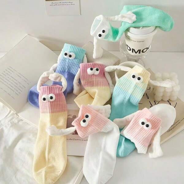 2 Pairs Gradient Color Matching Couple/Best Friend Hand-In-Hand Socks With Cute Cartoon Eyeball Design, Magnetic, Cozy Mid-Calf Casual Warm Socks