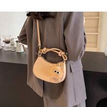 Women Shoulder Bags - 白色帶棕色精靈掛件 - 查看 5