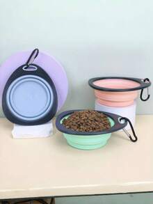 Zusammenklappbarer Reise-Napf für Haustiere, 2-in-1 Silikon Futter- und Wasserschale für Hunde/Katzen, auslaufsicheres faltbares Design mit Karabinerhaken, tragbare Outdoor Fütterungsschale für Wandern/Camping/Roadtrips, perfektes Geschenk für Abenteurer/Reisende, großartig für den Tag des Nationalen Haustiers & Sommerurlaube