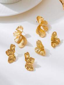 3 Pairs Textured Gold Partial Flower Stud Earrings, Chic Summer Vacation Style, Suitable For Women's Dates/Daily Wear - Yellow Gold - View 4