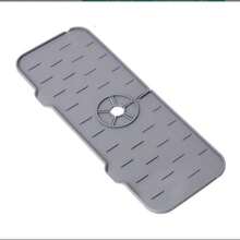 Tapete de drenagem de silicone de 1 peça, filtro antirrespingo para torneira de cozinha e banheiro, tapete de drenagem de pia antiderrapante para a lateral da pia, essencial para decoração de casa e cozinha, parte do seu estilo aconchegante de outono e inverno e decorações de Natal