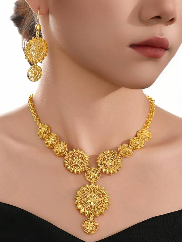 2pcs Fashionable Women Jewelry Set, Includes Golden Teardrop Flower Hollow Pendant Necklace And Earrings, Personalized Floral Design, Ideal Gift For Best Friend, Girlfriend, Wife, Birthday And Festivals, Suitable For Daily Wear