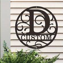 1PC Personalized Round Metal Monogram Wall Art, Custom Alphabet Plaque With Rustic Farmhouse Style, Iron Construction 26 Letters Welcome Sign, Easy Hanging Ornament For Couple Lovers Family Home Office Living Room Garden Decor, 2D Flat Housewarming Valentine's Day Gift,School Supplies,Back To School