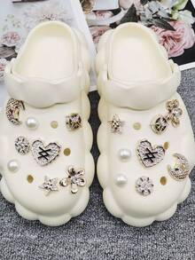 16 件 ABS 树脂金色银色奢华蝴蝶结花朵鞋饰饰品闪亮水钻心形鞋饰可拆卸仿珠鞋配件 DIY 多功能花月亮和星星鞋夹适合女士凉鞋拖鞋沙滩包圣诞节万圣节情人节生日节日派对礼物（不含鞋子） - 多色16PCS StyleNo.244 - 查看 2