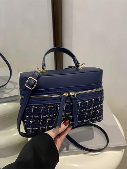 حقيبة نسائية أنيقة، حقيبة مربعة، حقيبة كروس بدي أنيقة، حقيبة هاتف، حقيبة زرقاء، حقيبة كاجوال كلاسيكية متعددة الاستخدامات للتنقل اليومي، حقيبة شخصية عصرية، مناسبة للتنسيق اليومي، بسيطة، للتصوير، التسوق، المواعدة، النزهات، السفر، الشاطئ، محمولة، مناسبة للفتيات، طالبات الجامعة، مناسبة جدًا للمكتب، الجامعة، المدرسة الإعدادية، الثانوية، العمل.