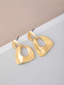 1 Pair Minimalist Vintage Geometric Asymmetrical Trapezoid Exaggerated Earrings, Elegant And High-End Design Suitable For Daily Wear For Women
