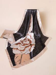 1条印花方巾，尺寸35.4英寸，多功能用途，可作头巾、腰带、发饰、时尚领巾，适合女士，春季新款连衣裙搭配。 - 彩色 - 查看 2