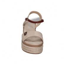 REFRESH | Sandalias de Tacón Refresh para Mujer – Sandalias con Tacón para Verano con Hebilla – Estilosas – Tacón Medio y Cómodo – con Plataforma Baja – Versátiles – De Esparto – Vegan – Modelo 172578 - ✅ Entrega 24/72h a España (península) - Beis - Ver 3