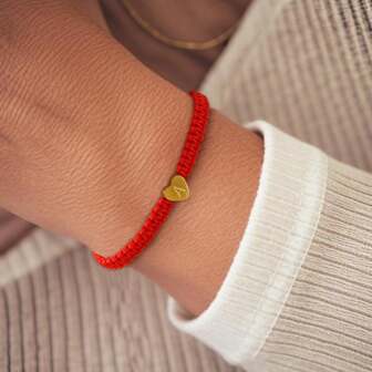 1PC Fashionable And Minimalist Stainless Steel Gold Horizontal Hole Heart-Shaped 26 Letter Red Jewelry Rope Woven Bracelet, Personalized First Letter Heart-Shaped Bracelet, Couple Letter Name Bracelet Gift, Friendship Jewelry, Adjustable Unisex Design For Men And Women, Boyfriend, Girlfriend, Best Friend Anniversary Birthday Gift