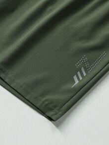 Men's Summer Ice Silk Sports Shorts, Outdoor Running Gym Fitness Hiking Cycling Loose Knee-Length Shorts - Army Green - View 5