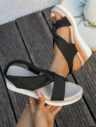 Damskie letnie czarne sandały na koturnie z krzyżującą się platformą, naturalna podeszwa z juty i gumy, wsuwane buty w stylu boho, wygodne i przewiewne, na co dzień, do pracy, na wakacje i na co dzień