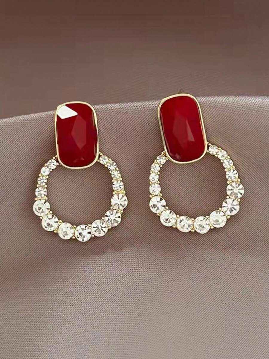 1 Pair Red Crystal Round Hoop Earrings, Fashionable Versatile Banquet Earrings - Red - View 1