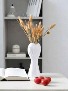 1个心形装饰花瓶 - 非常适合婚礼和家居装饰，可用作客厅、卧室、咖啡桌的圆形中心装饰品，也是生日、毕业等场合的最佳礼物。（购买时请注意尺寸） - 新款捧心花瓶 - 查看 9