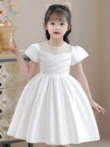 Kleine Mädchen Prinzessinnenkleid mit Schleife, Laufsteg Modell Abendkleid