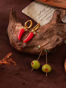 1 对精致、可爱、甜美的水果风格橄榄橙胡萝卜柠檬桃吊坠高品质女士耳环，镀 18K 金，适合送给妻子、母亲和女朋友的日常佩戴。