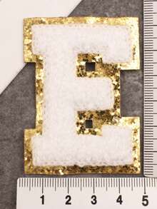 26个A-Z字母贴片，金色，可移除缝制3D刺绣字母贴纸，适用于帽子、牛仔裤、衣服、包包、DIY工艺品、时尚装饰、珠宝盒、收纳盒、手机壳等。 - 彩色 - 查看 29