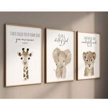 三件套手绘动物主题儿童房墙画 - 励志圣经经文印花，包含长颈鹿、大象和狮子图案，木框/帆布材质 - 婴儿房装饰、家居装饰、中性圣经经文、现代波西米亚风格儿童房装饰、迎婴派对装饰 - 彩色 - 查看 9