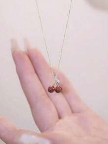 BALMORA 1 pieza Exquisito Collar con Colgante de Cereza de Plata de Ley 925 con Cadena Ajustable para Clavícula, Adecuado para Niña/Mujer/Novia/Madre, Regalo Retro para Fiestas, Citas y Uso Diario Cumpleaños - Plateado - Ver 4